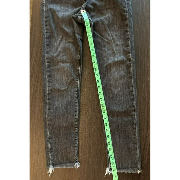 Levi's Wedgie Skinny Black Button Fly Cropped Jeans Size 27 - Picture 10 of 10